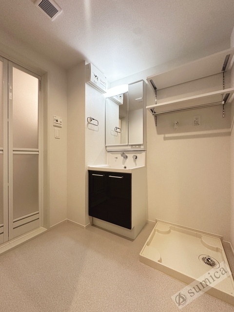 洗面設備　シャンプードレッサー・朝シャンはこちらで♪♪