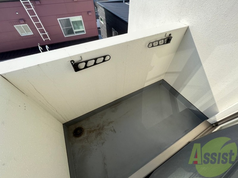 バルコニー　バルコニーです。天気の良い日には外干しができます！