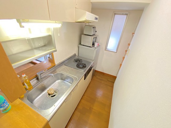 キッチン　※別部屋の写真です