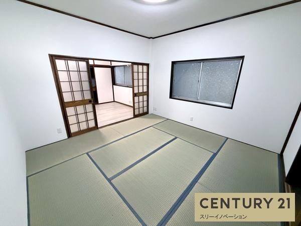 居室・リビング　★8帖の広々和室★