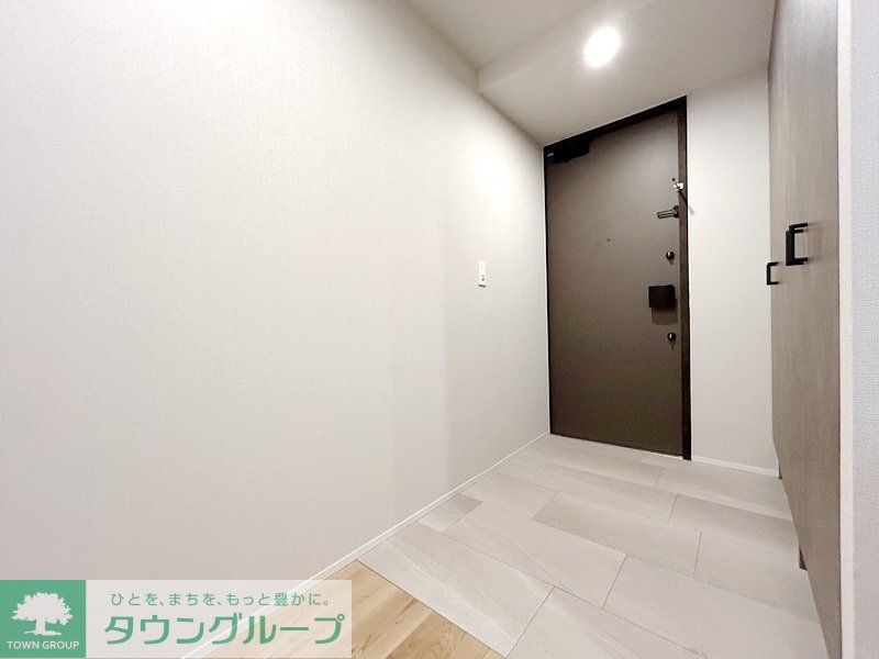 玄関　お部屋探しは株式会社　タウンハウジング　までお気軽にお問合…