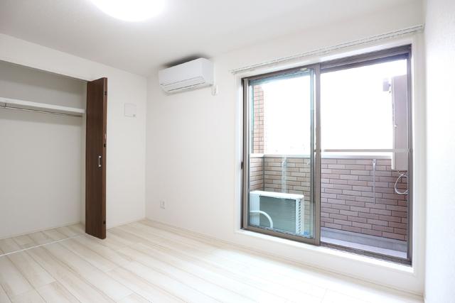 居室・リビング　居室