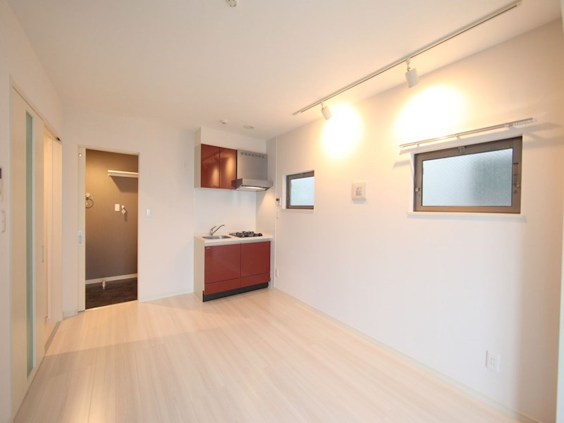 居室・リビング　ＬＤＫ8.1帖　洋室3.8帖　つなげても仕切っても使えます