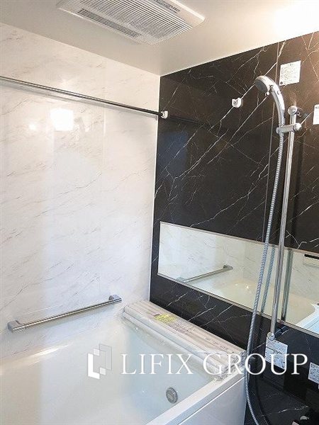 バス・シャワールーム　風呂