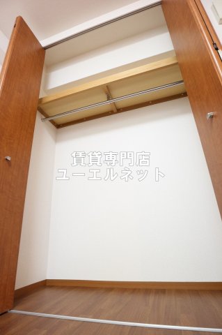 収納　クローゼット付きでお部屋もスッキリ♪