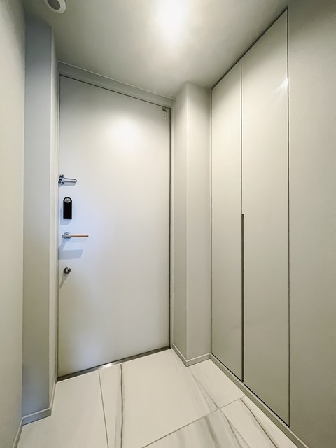 玄関　※写真は同タイプ住戸です。