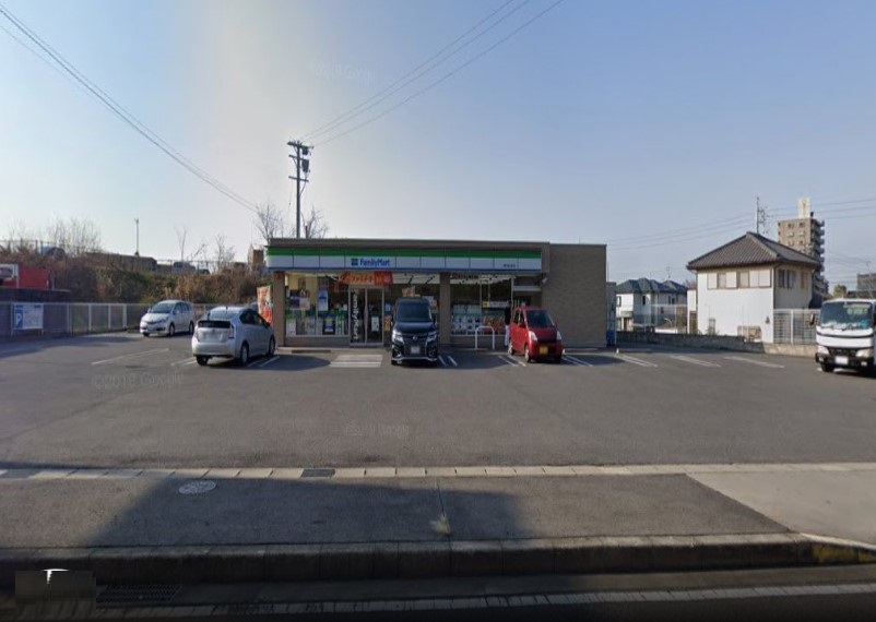 コンビニ　ファミリーマート 瀬戸西山町店（コンビニ）まで417m