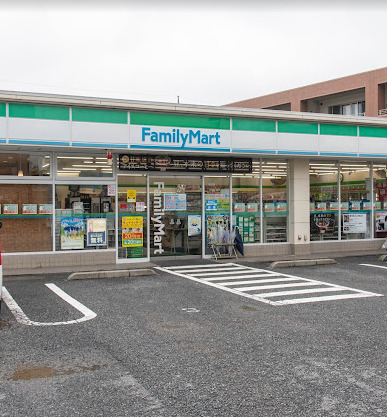 コンビニ　ファミリーマート 石神井台七丁目店（コンビニ）まで407m