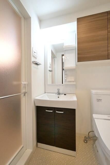 洗面設備　忙しい朝には欠かせない洗面所です