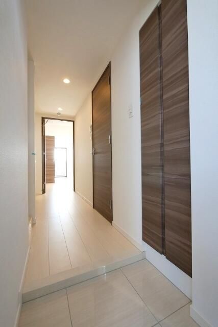 玄関　落ち着いた玄関です