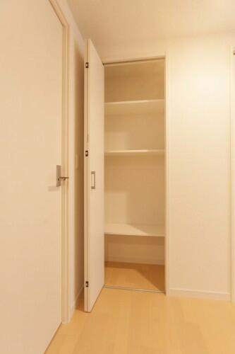 その他　収納棚です