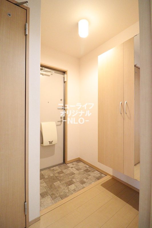 玄関　※同タイプ別室参照、現況を優先致します。