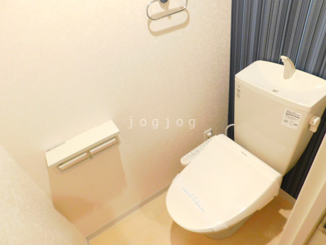 トイレ　温水洗浄便座完備！