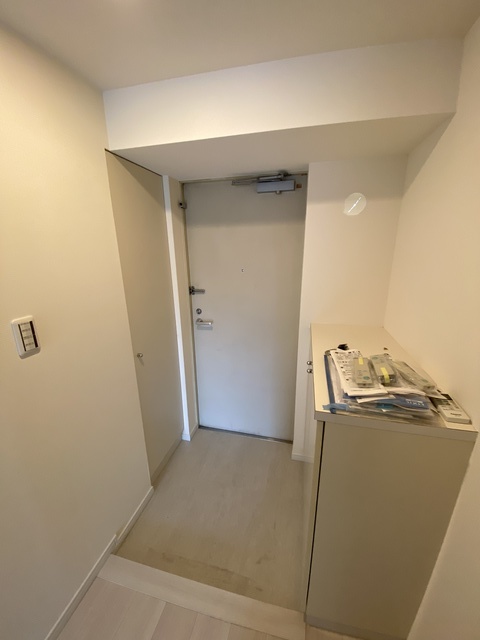 玄関　シューズボックスあります。