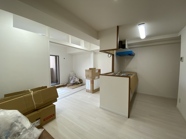 居室・リビング　開放感あふれるリビングで伸び伸びできますね。