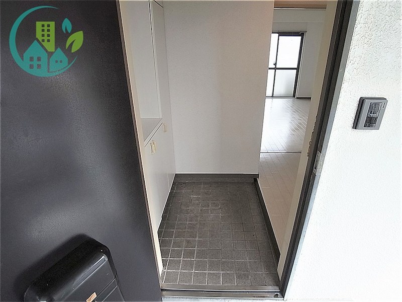 玄関　ヴィラ六甲道(ペット相談可、小型犬、猫）