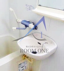 洗面設備　洗面台です。