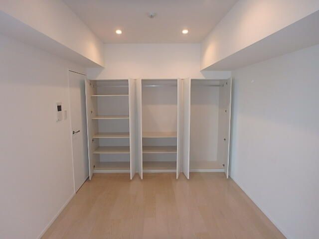 収納　■クローゼット収納！