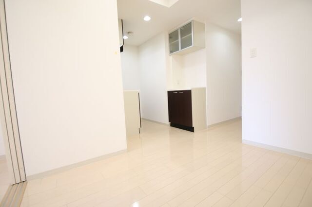 居室・リビング　※別室の参考写真の為、現況優先です。