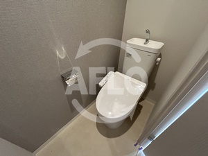 トイレ　ルフォンプログレ堺筋本町タワーレジデンス　トイレ