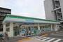コンビニ　ファミリーマート佐伯区役所前店（コンビニ）まで413m