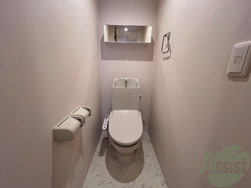 トイレ　こちらはトイレになります。ウォシュレット付きです。