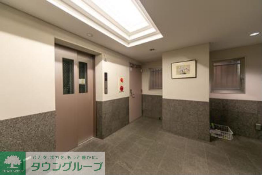 ロビー　エントランス