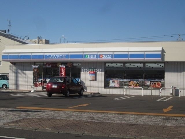 コンビニ　ローソン北見北4条西五丁目店（コンビニ）まで266m