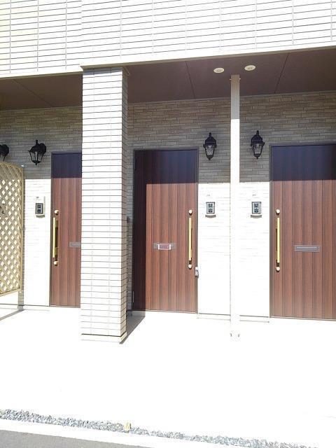 居室・リビング　エントランス