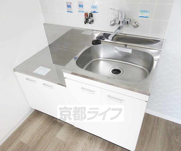 キッチン　コンパクトで使いやすいキッチンです