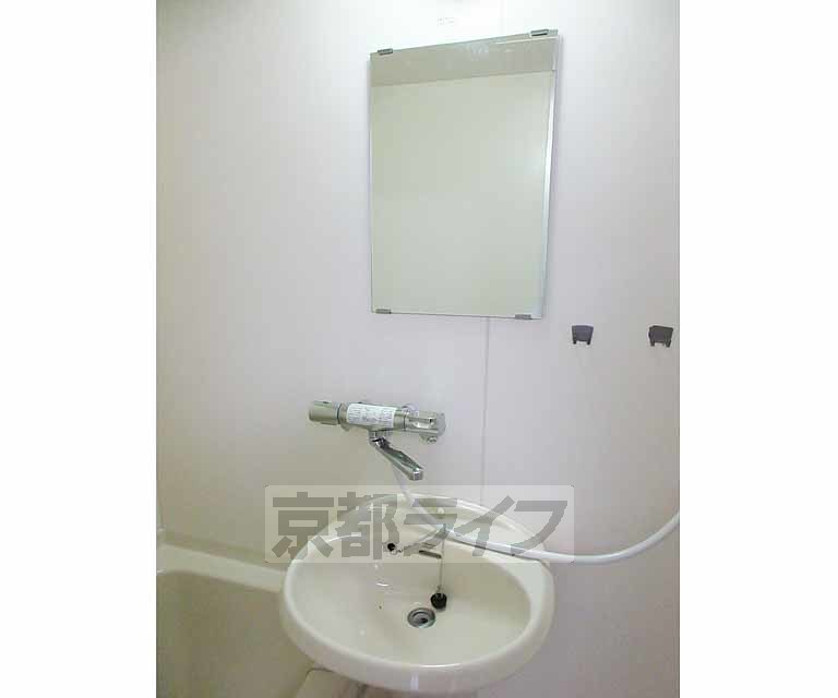 洗面設備　鏡つき