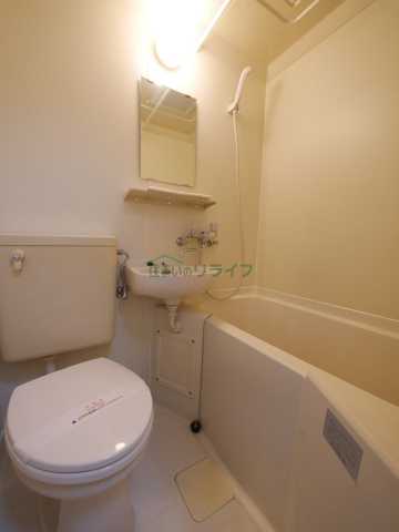 バス・シャワールーム　別部屋参考写真