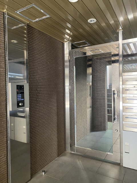 エントランス　エントランス