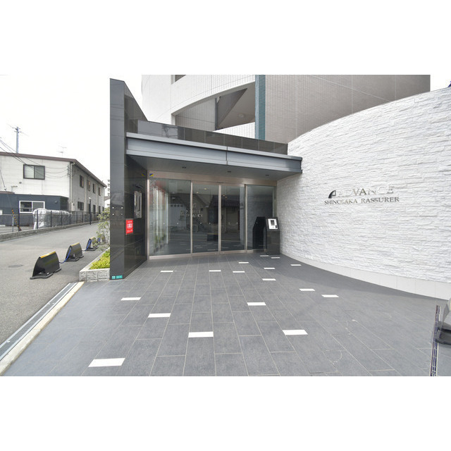 エントランス　清潔なエントランスです