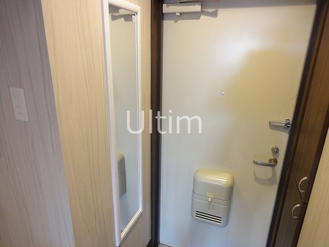 玄関　別のお部屋の写真です。ご参考までに。