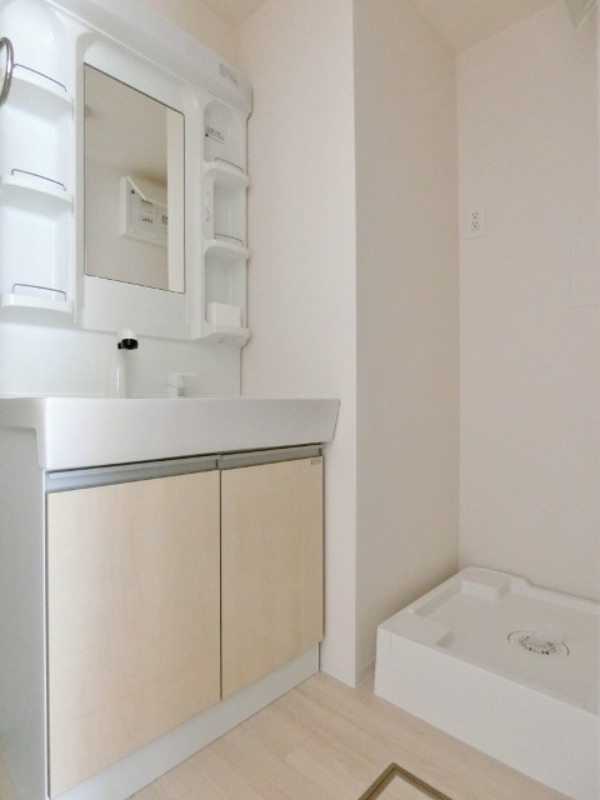 洗面設備　図面と現状が相違がある場合には現状を優先