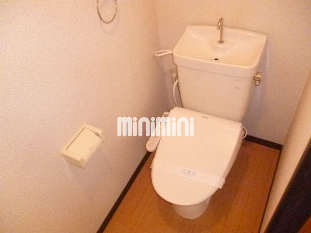 トイレ　シャワー付きトイレ