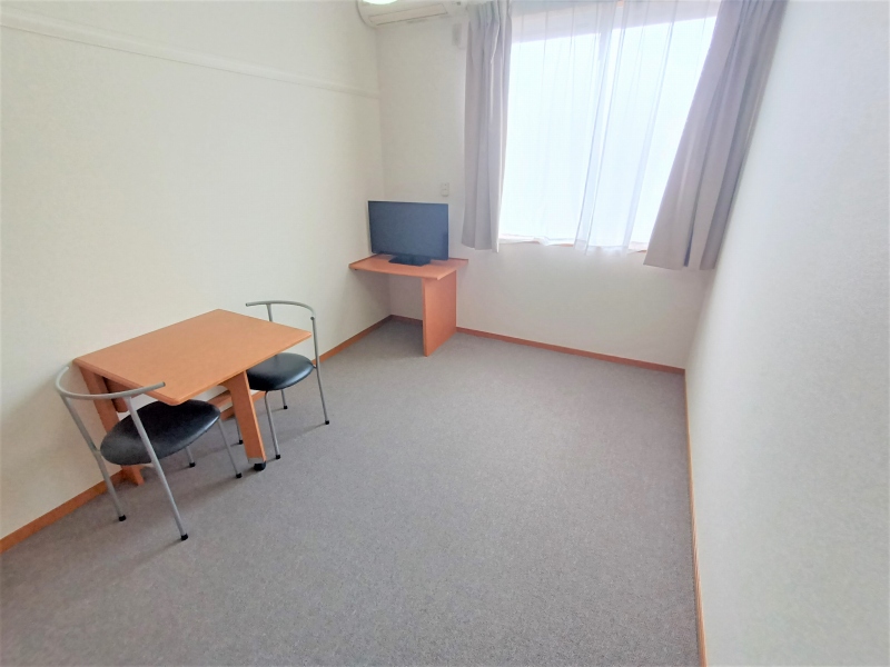 居室・リビング　家電・家具設置物件です。