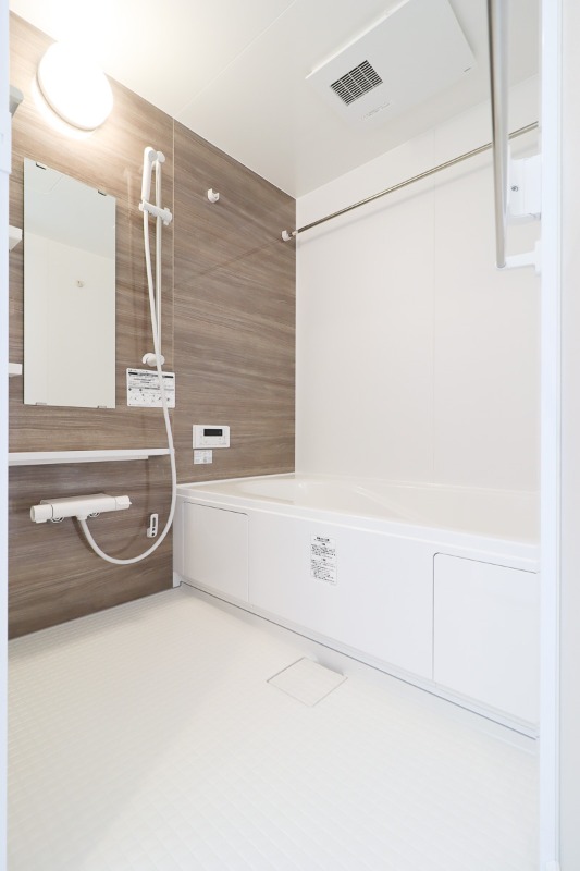 バス・シャワールーム　図面と現状に相違がある場合には現状を優先