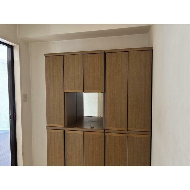 玄関　シューズボックスは残置物になります！