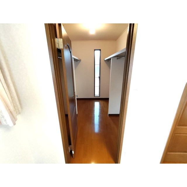 収納　ウォークインクローゼット