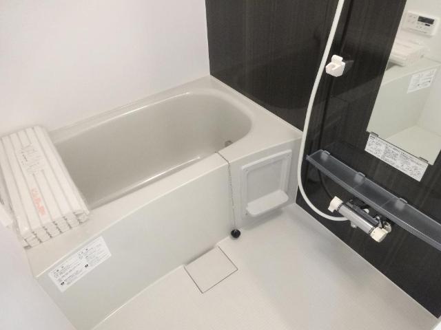 バス・シャワールーム　バス（追焚き・浴室換気乾燥機）