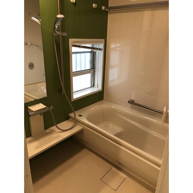 バス・シャワールーム　バス