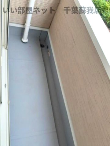 バルコニー　バルコニーからの眺めを楽しみながら食事をしませんか