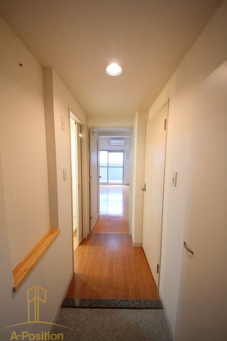 玄関　エスポルテ福島