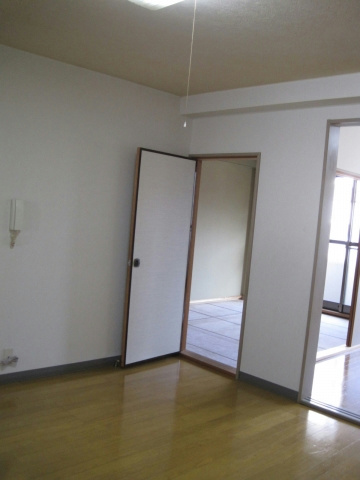 その他共有部分　LDK8.0帖からの和室6.0帖