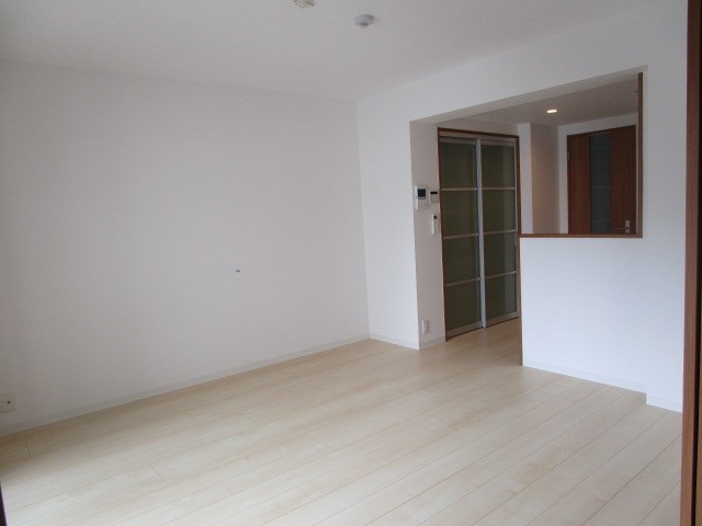 居室・リビング　※写真は他のお部屋です