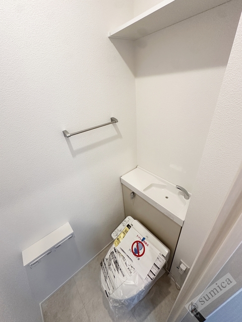 トイレ　温水洗浄便座