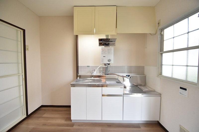 居室・リビング　広々キッチンスペース♪