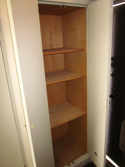 収納　玄関横収納